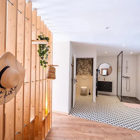 펜션 Maison De Caractere - Les Granettes